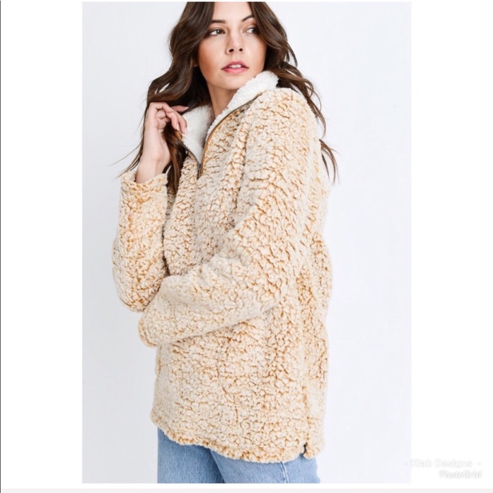 β€οΈSUPER SALE! Zip Up Fuzzy Sherpa Sweatshirt! - Picture 3 of 7